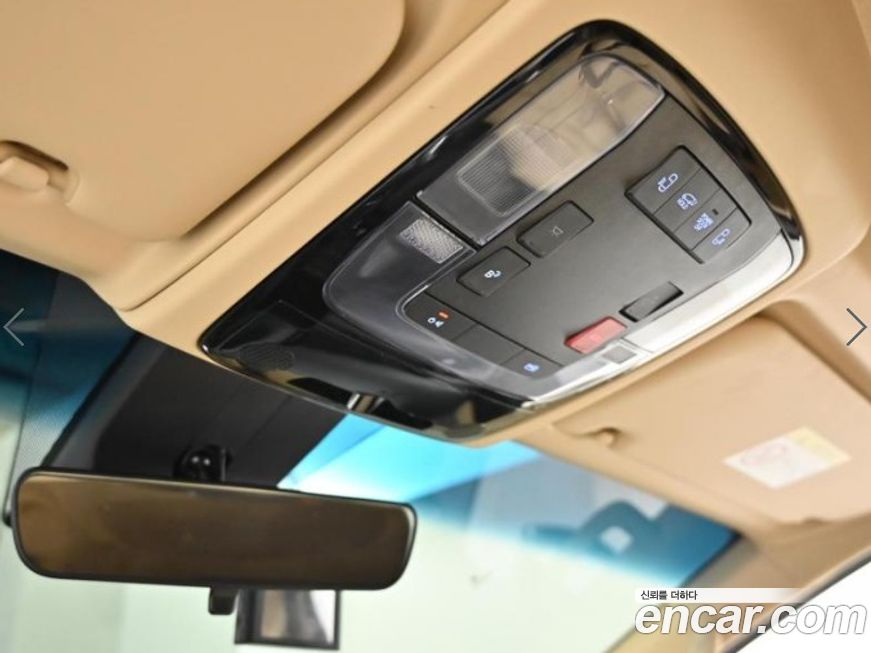 Hyundai Staria 2025