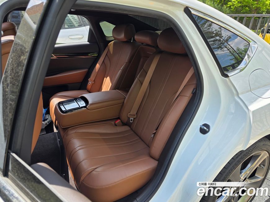 Genesis G80 2021