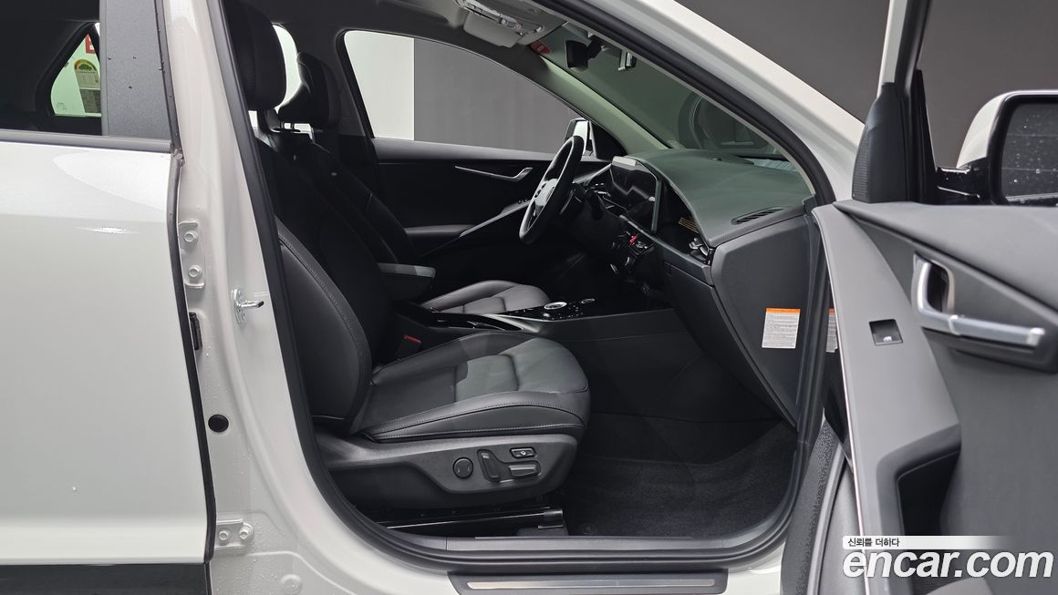Kia Niro 2025