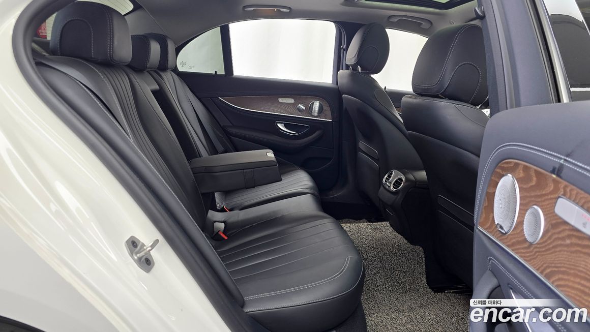 Mercedes-Benz E-Class 2020
