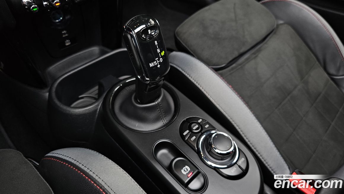 Mini Cooper 2024