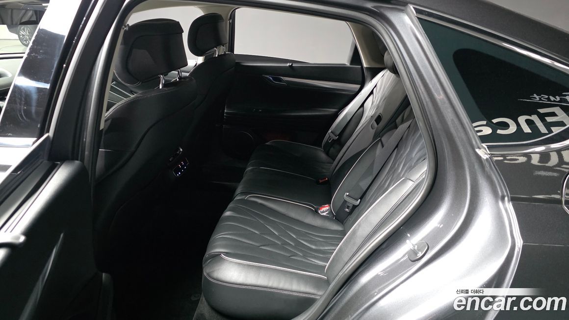 Genesis G80 2021