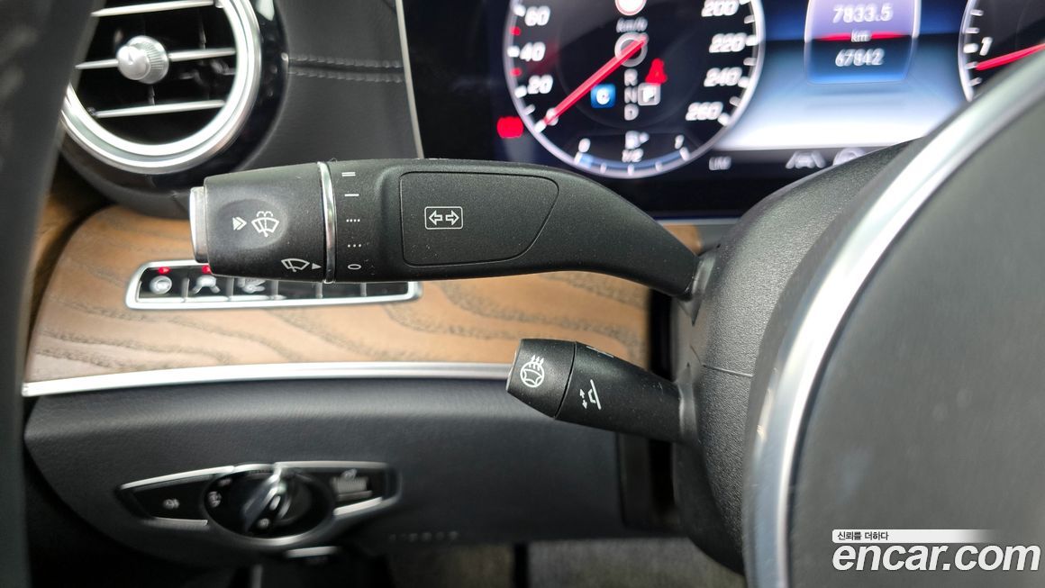 Mercedes-Benz E-Class 2020