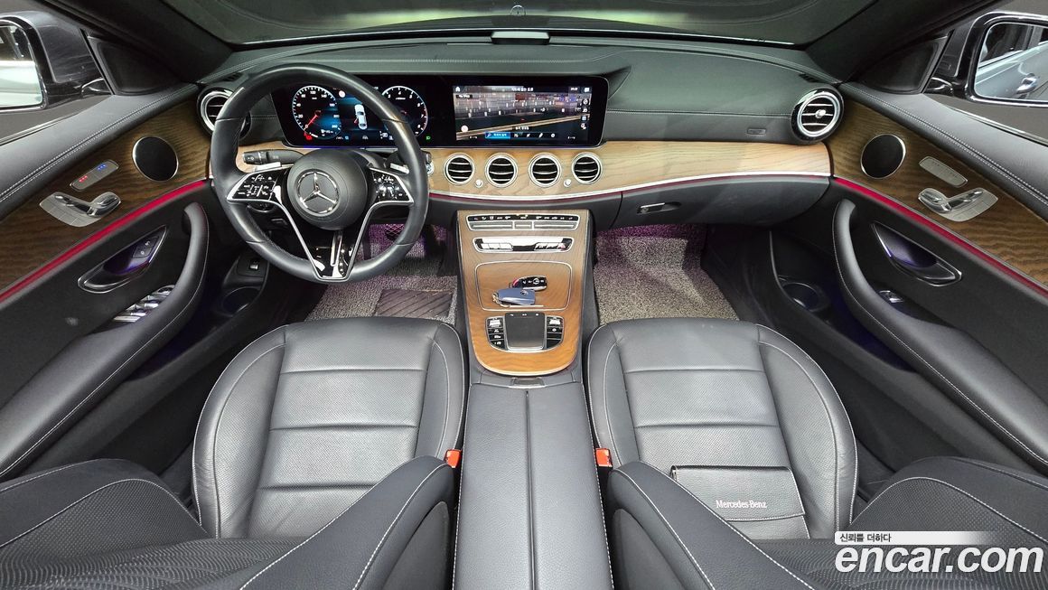 Mercedes-Benz E-Class 2021