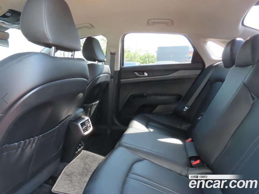 Kia K5 2023