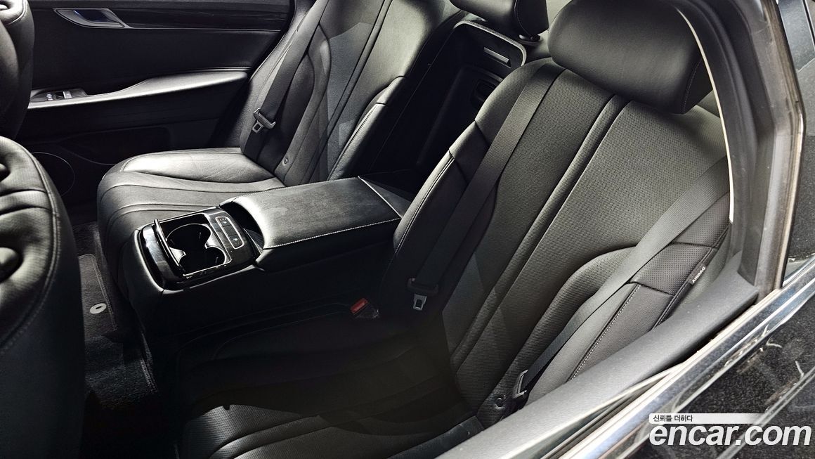 Genesis G80 2022