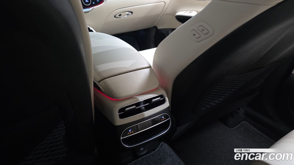 Genesis GV70 2021