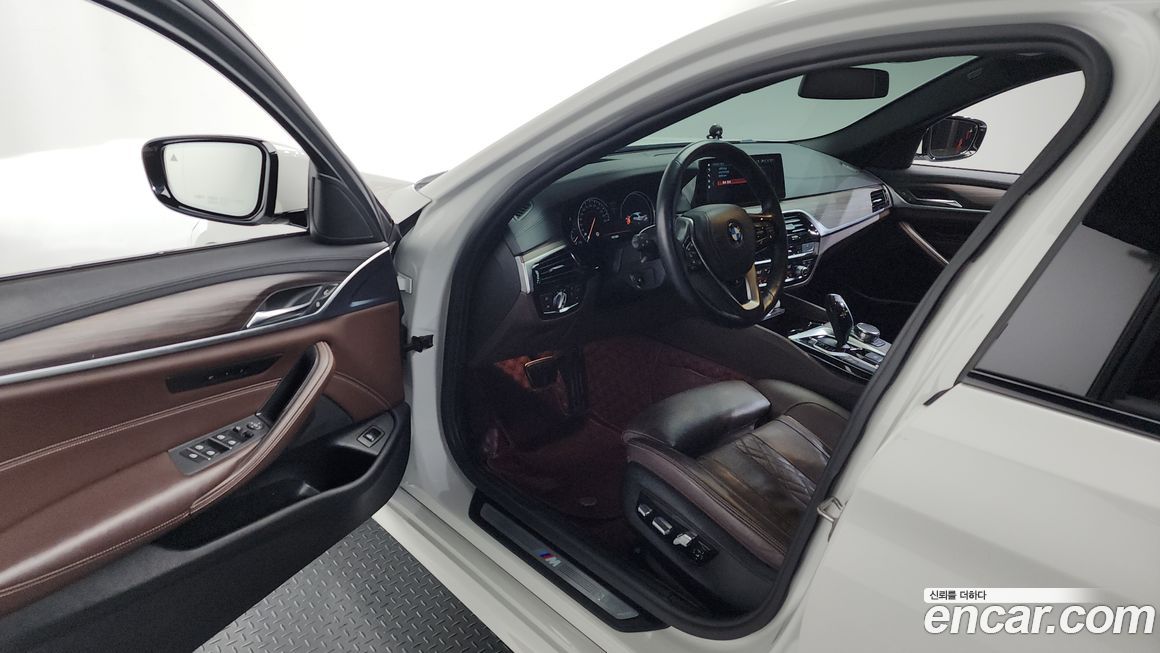 BMW 5-Series 2017