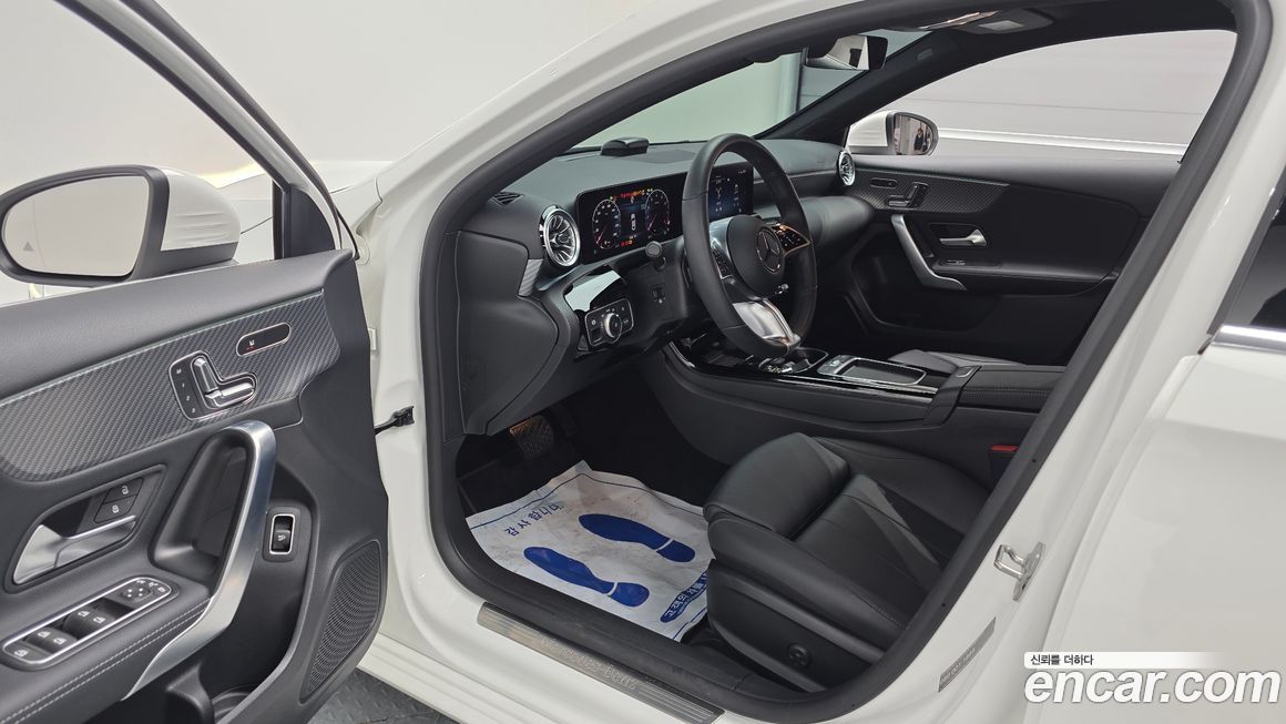 Mercedes-Benz A-Class 2024