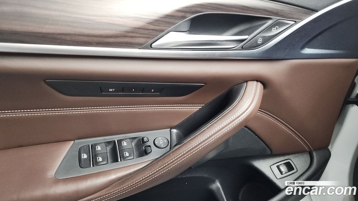 BMW 5-Series 2017