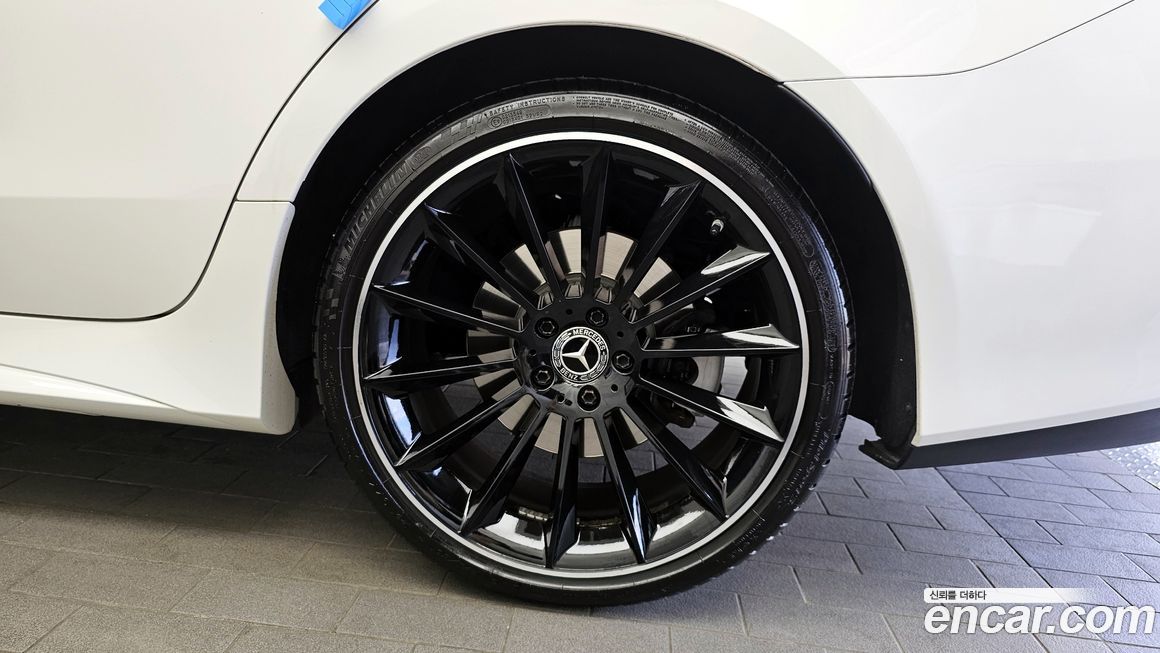 Mercedes-Benz CLS-Class 2019