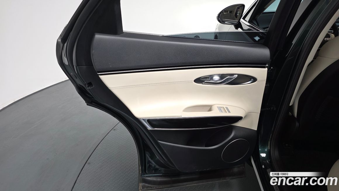 Genesis GV70 2021