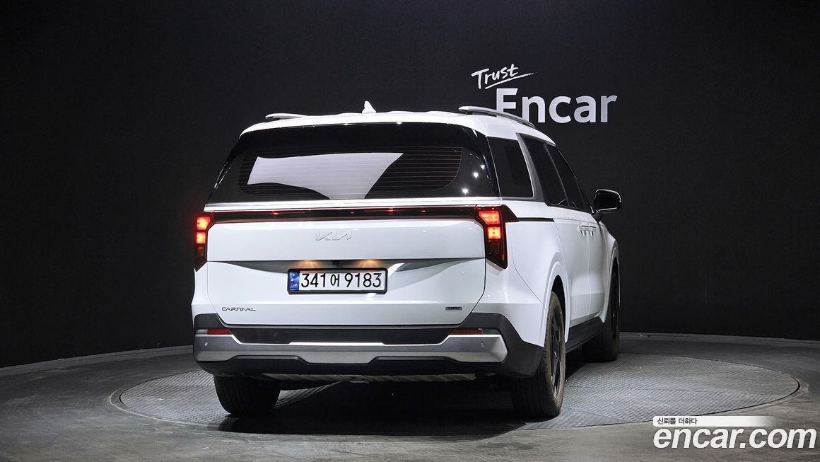 Kia Canival 2024