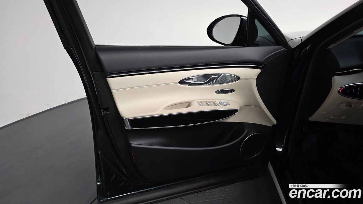 Genesis GV70 2021
