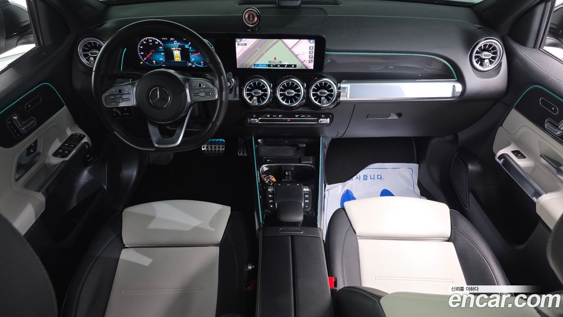 Mercedes-Benz GLB-Class 2021