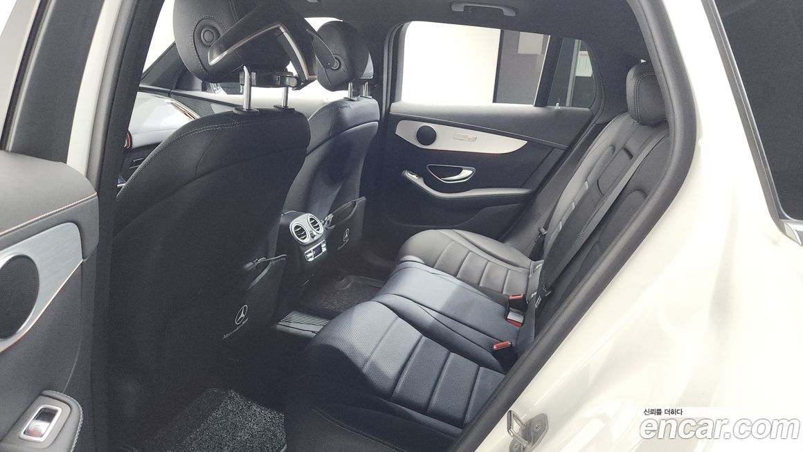Mercedes-Benz EQC 2020