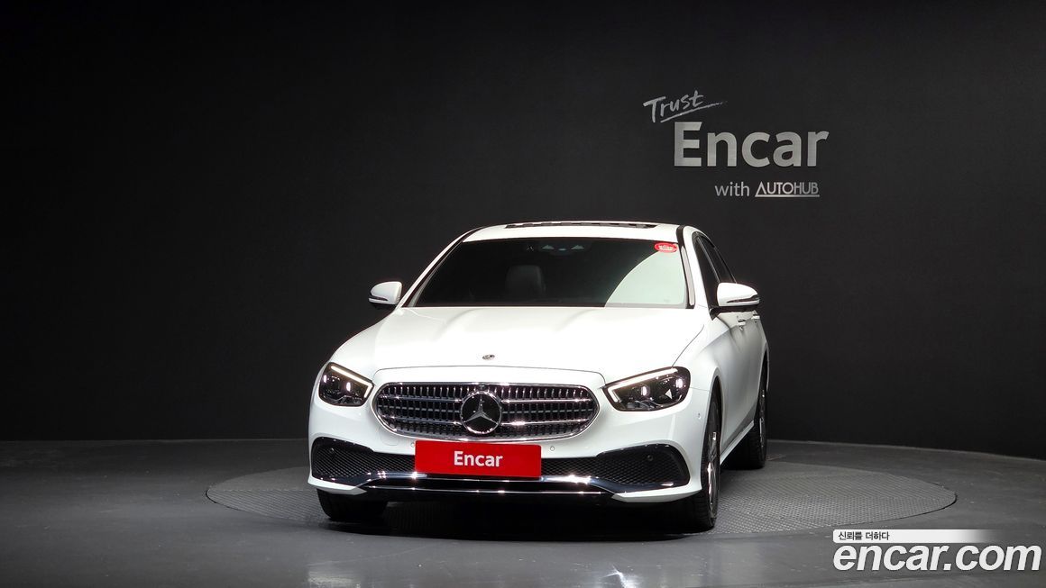 Mercedes-Benz E-Class 2021