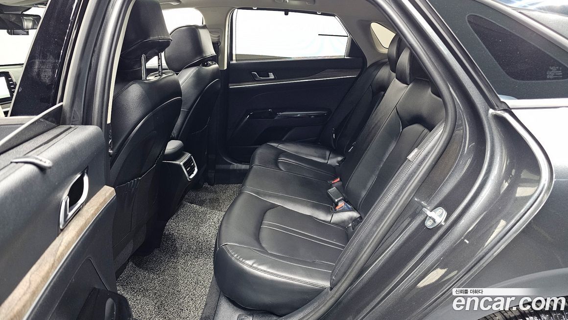 Kia K5 2023