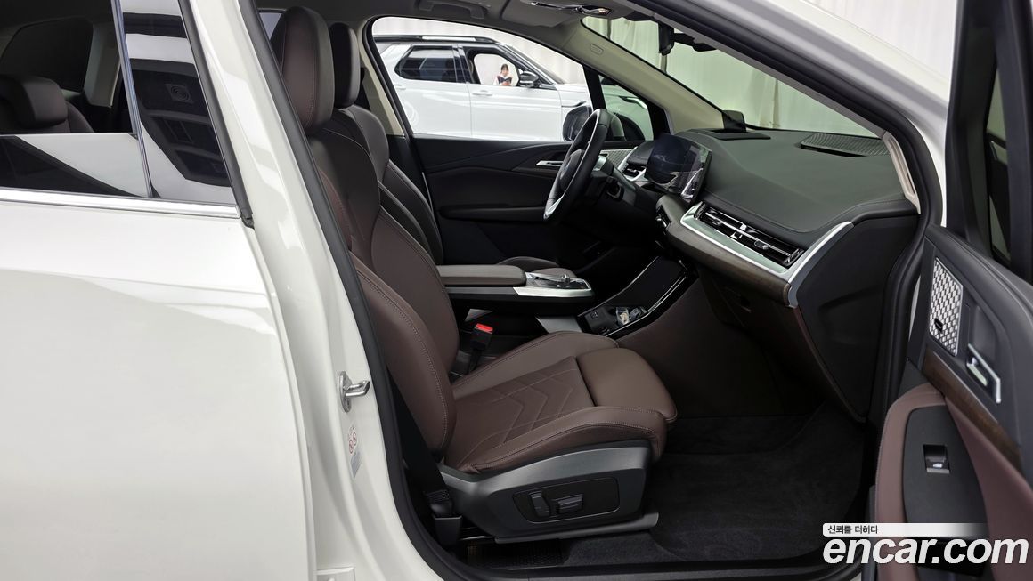 BMW 2-Series 2024