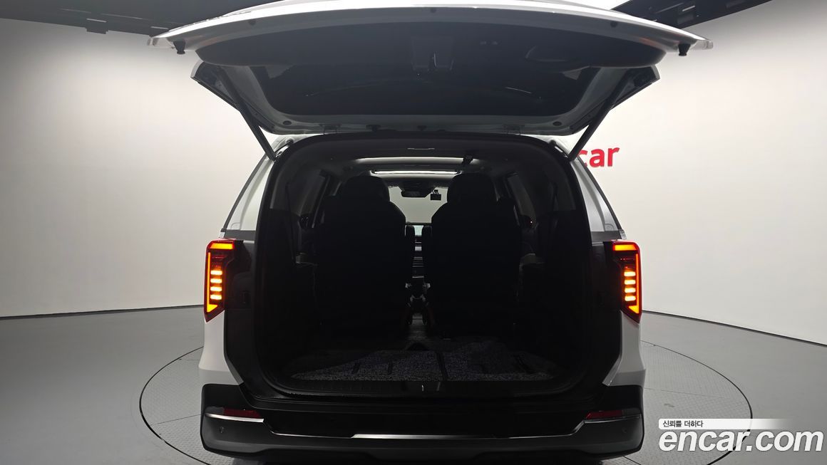 Kia Canival 2024