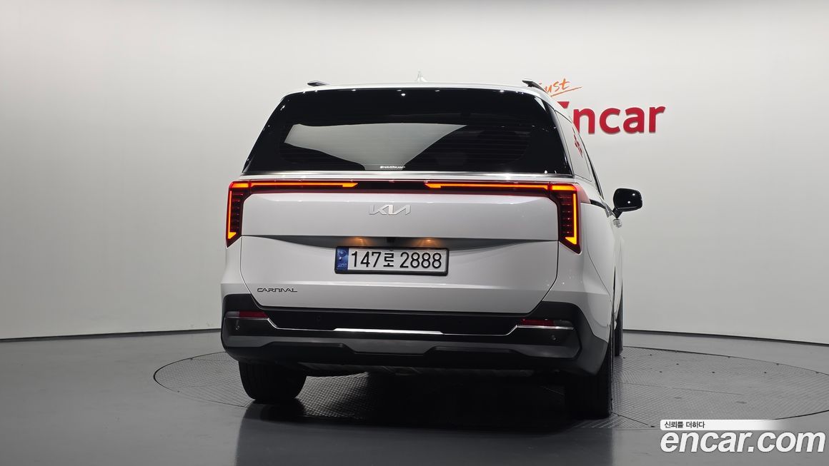 Kia Canival 2024