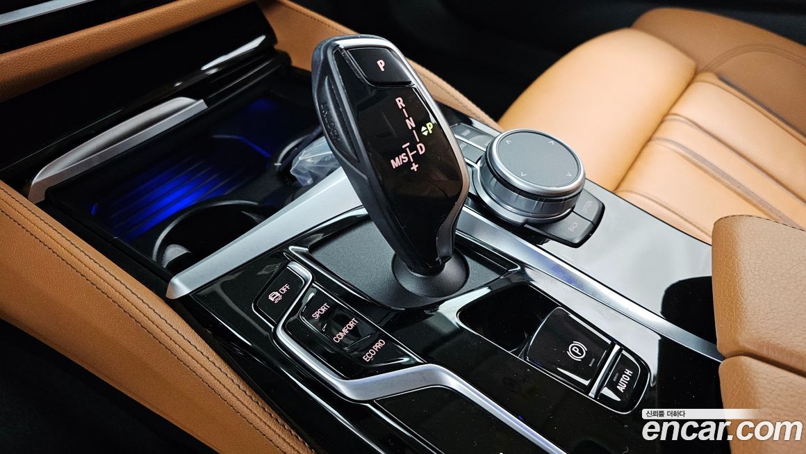 BMW 5-Series 2022