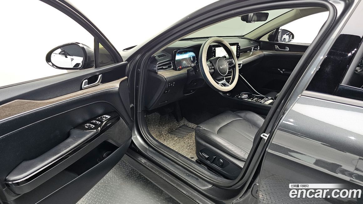 Kia K5 2023