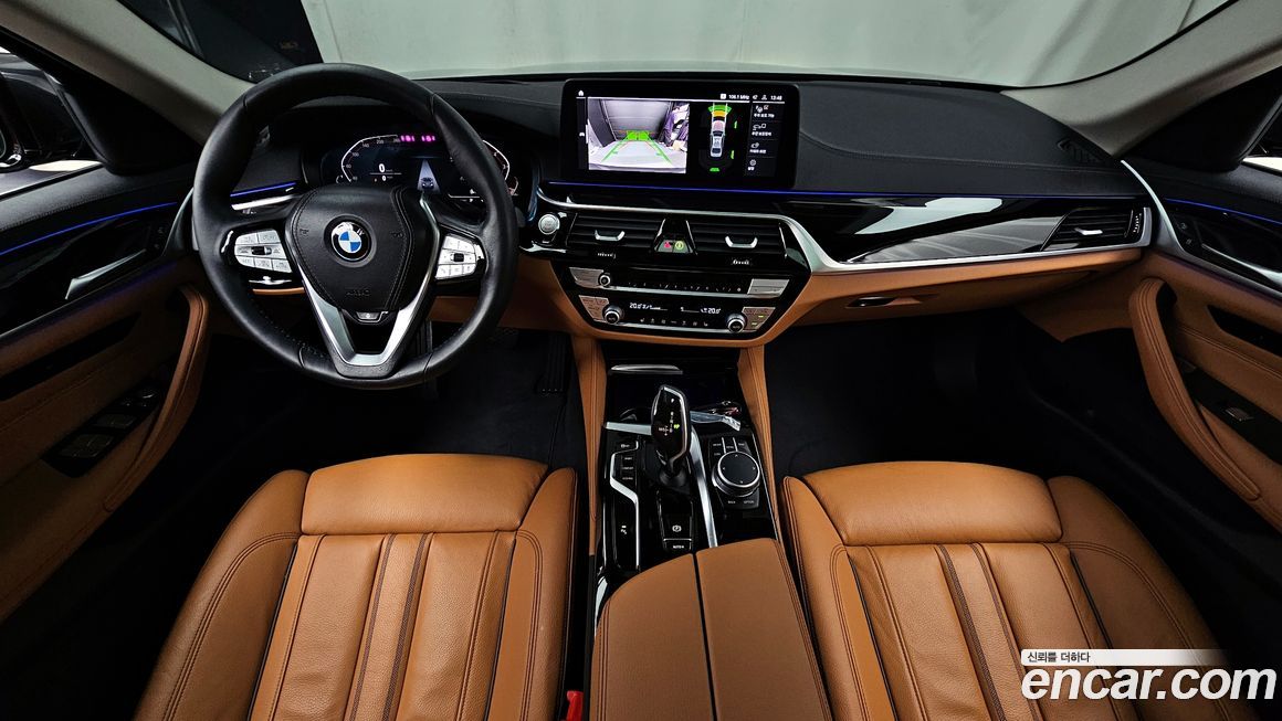 BMW 5-Series 2022