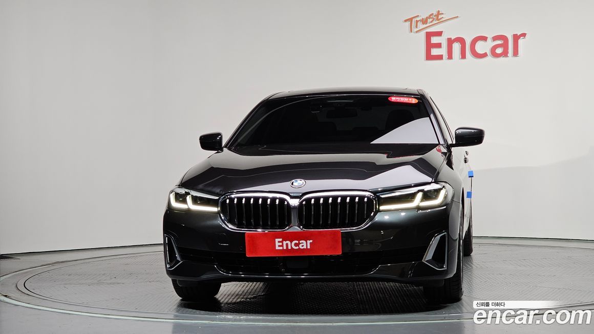 BMW 5-Series 2022