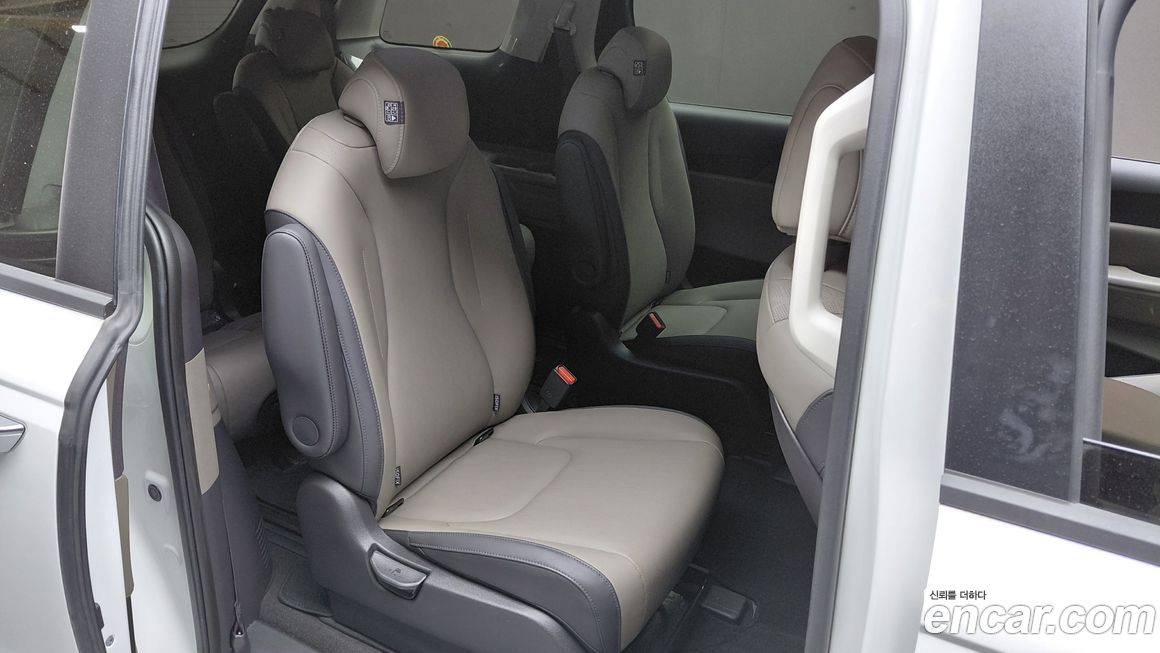 Kia Canival 2024
