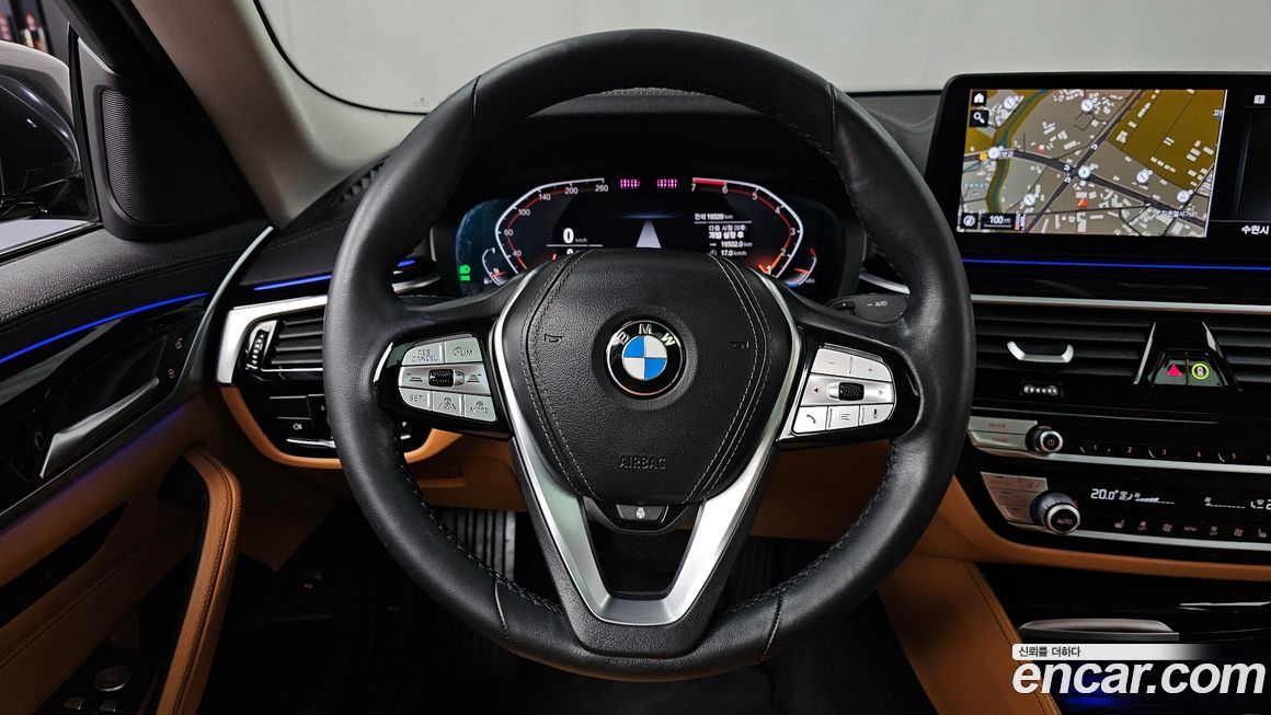 BMW 5-Series 2022