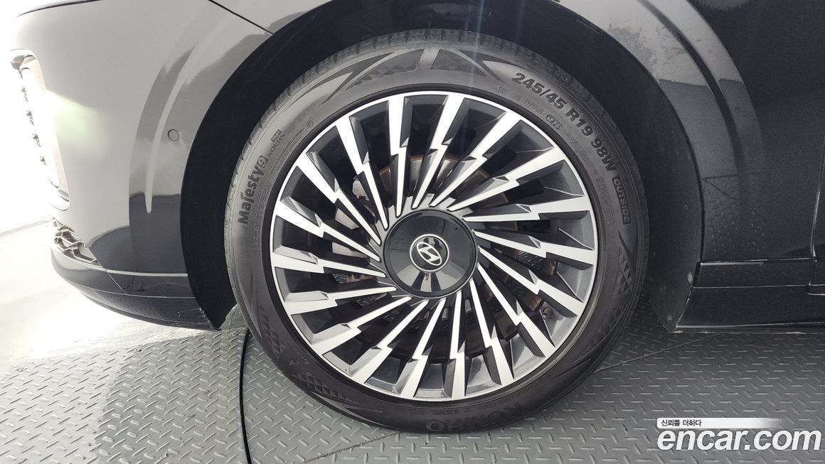 Hyundai Grandeur 2023