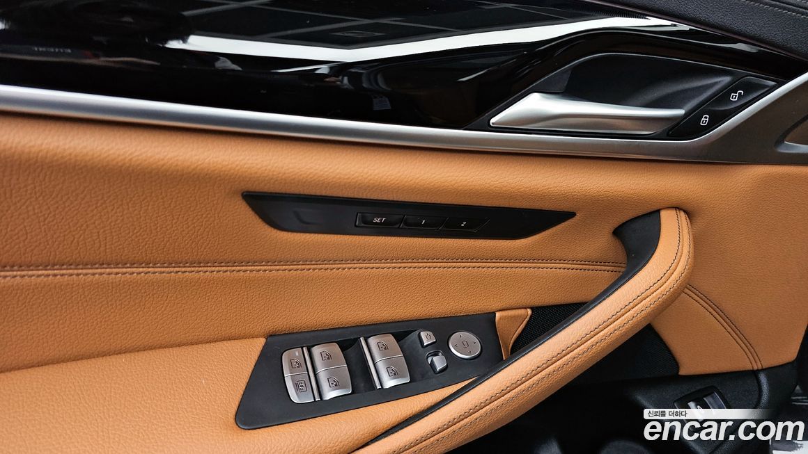 BMW 5-Series 2022