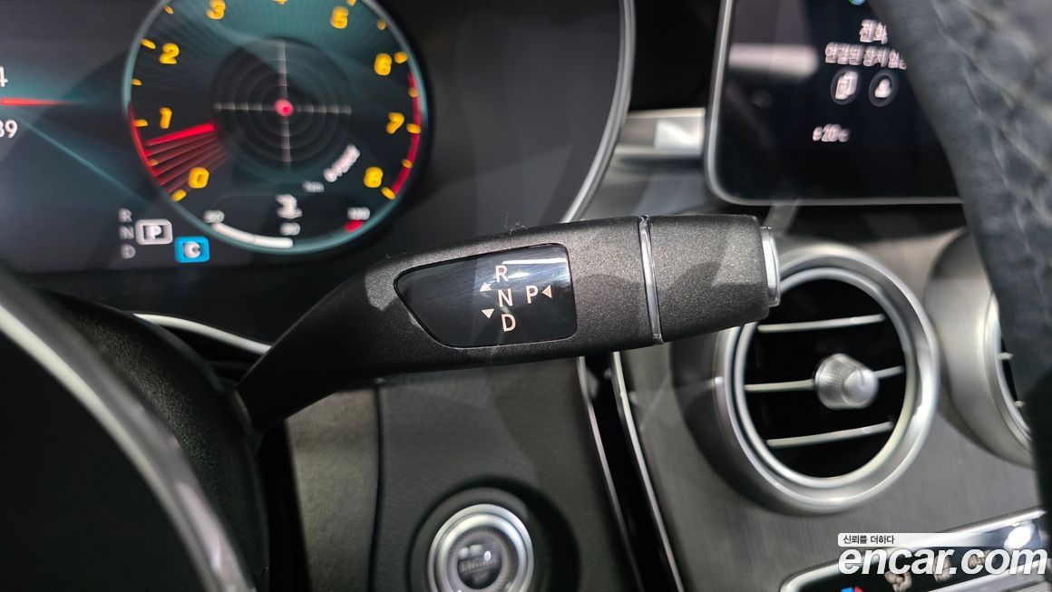 Mercedes-Benz GLC-Class 2020