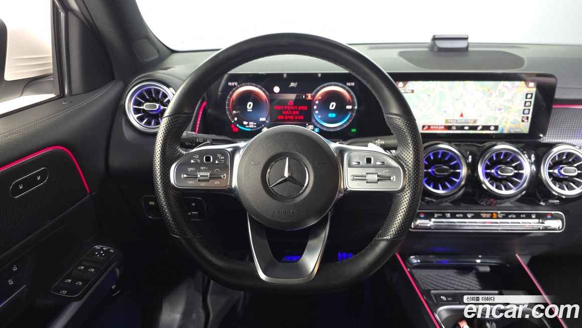 Mercedes-Benz EQB 2022
