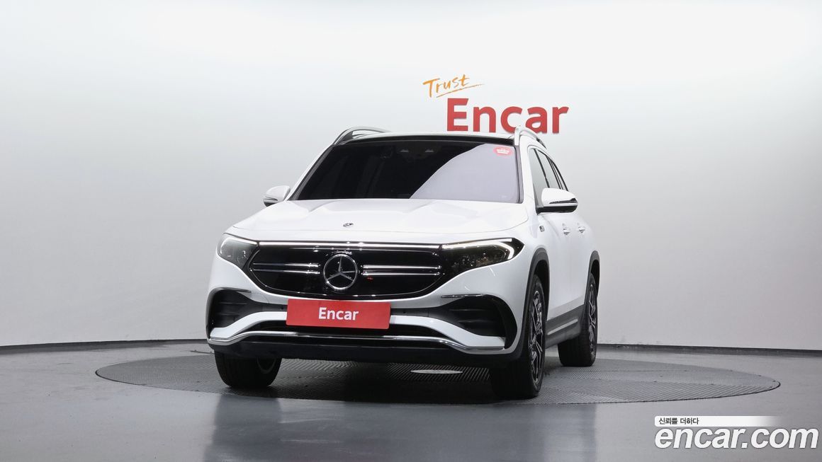 Mercedes-Benz EQB 2022