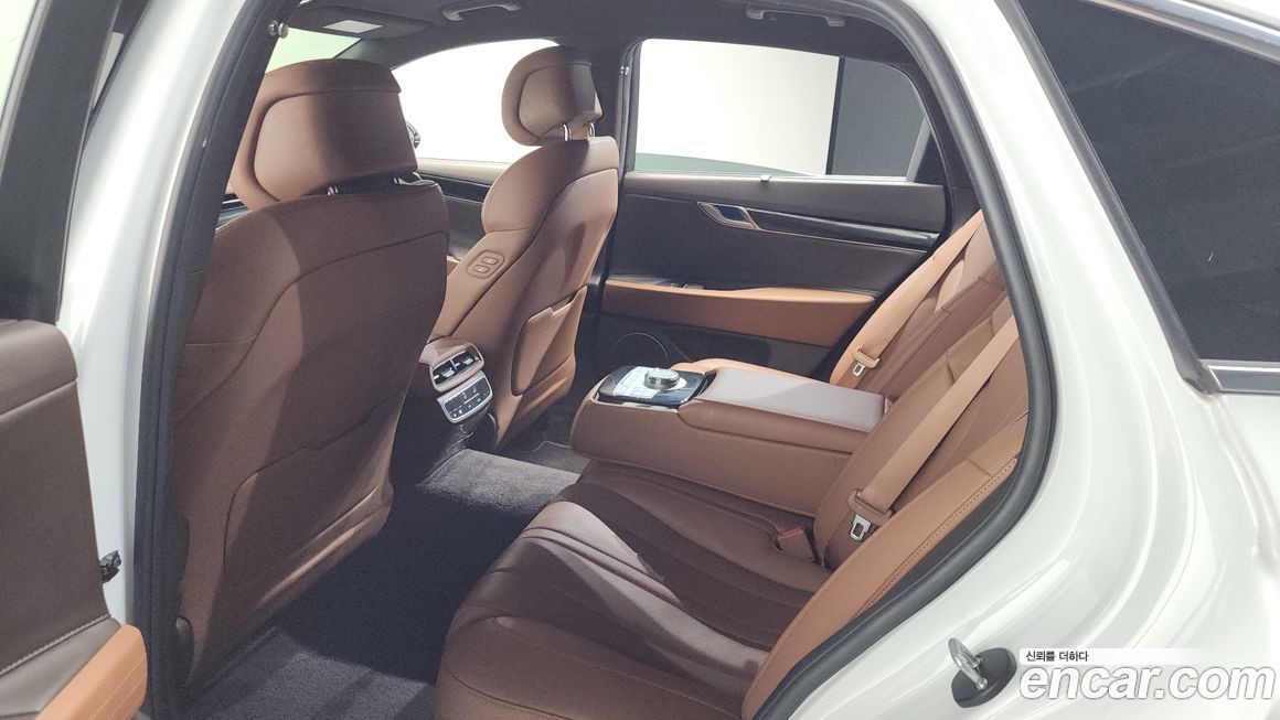 Genesis G80 2023