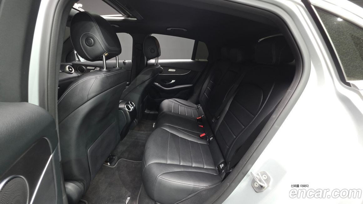 Mercedes-Benz GLC-Class 2020