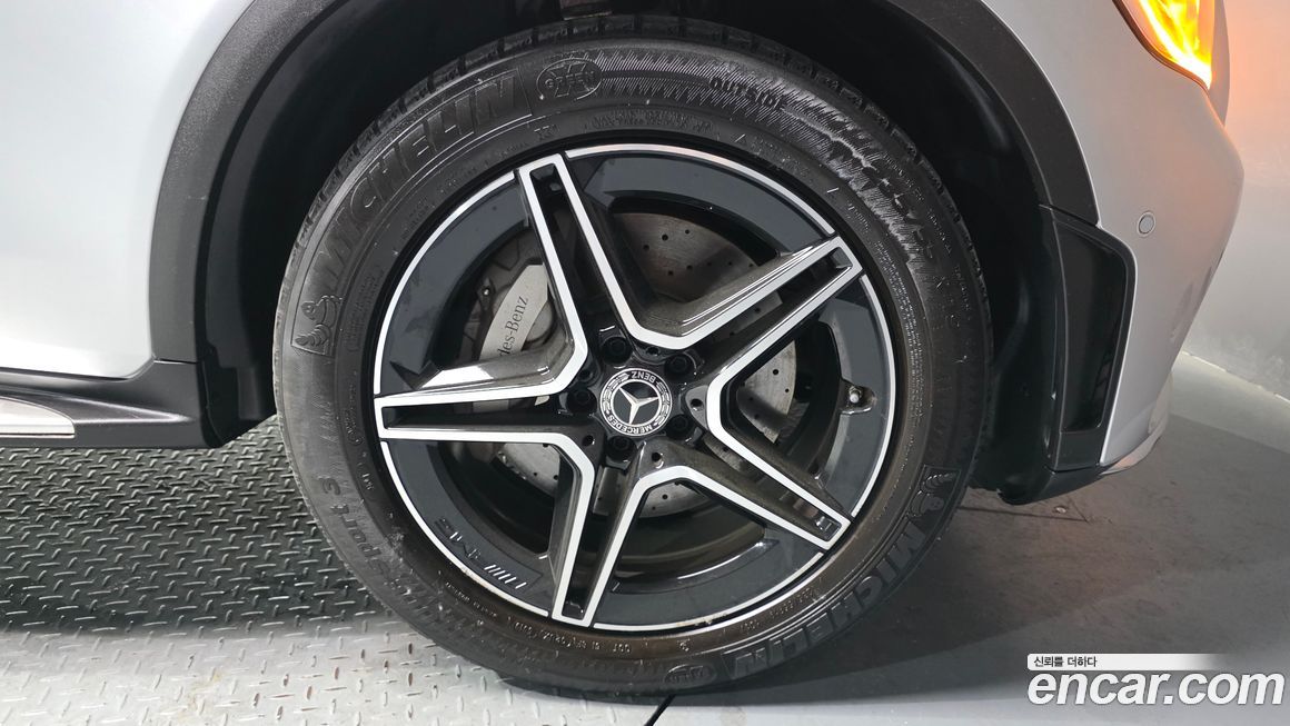Mercedes-Benz GLC-Class 2020