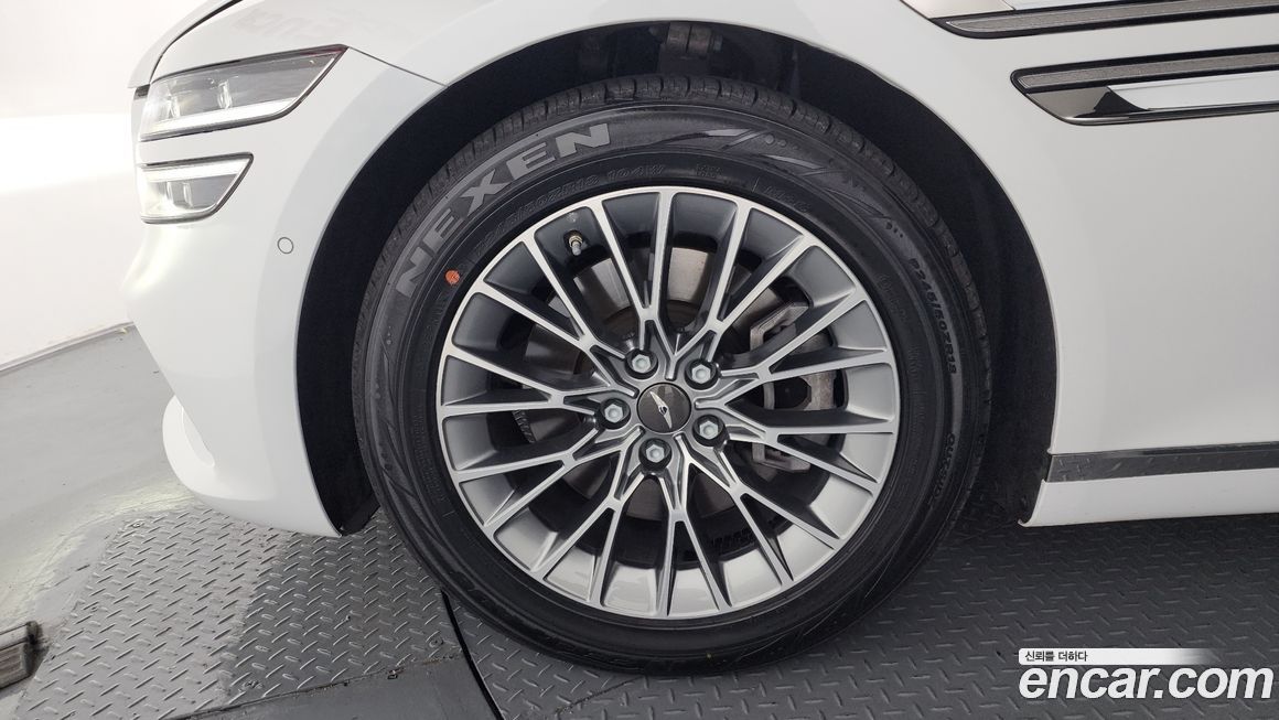 Genesis G80 2023