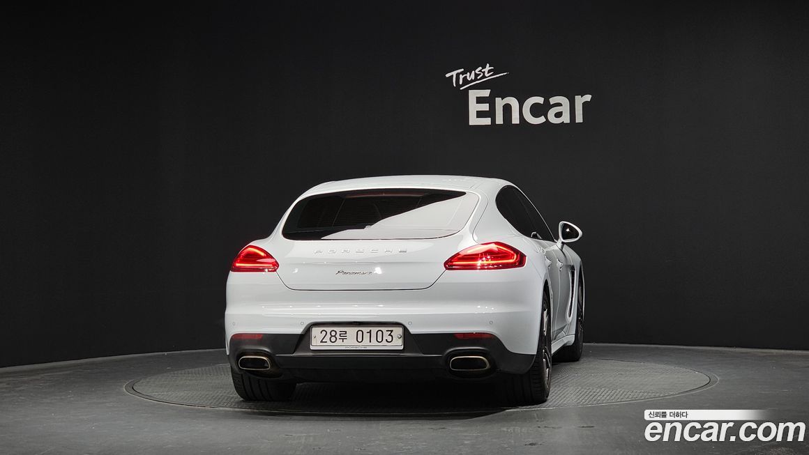 Porsche Panamera 2016