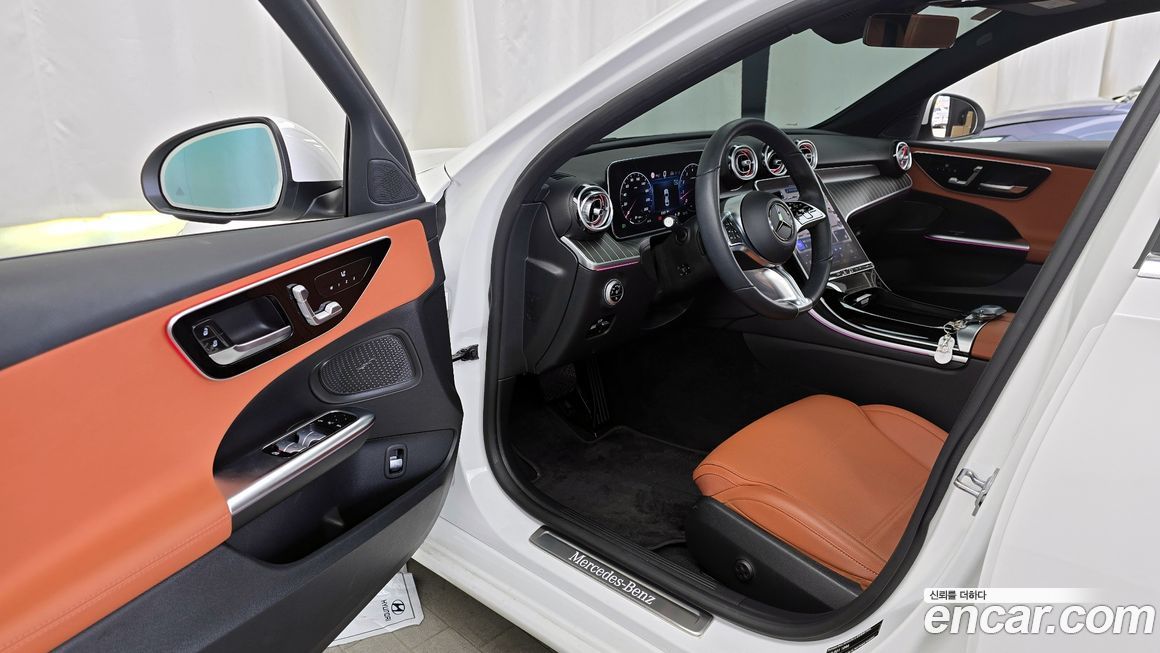 Mercedes-Benz C-Class 2023