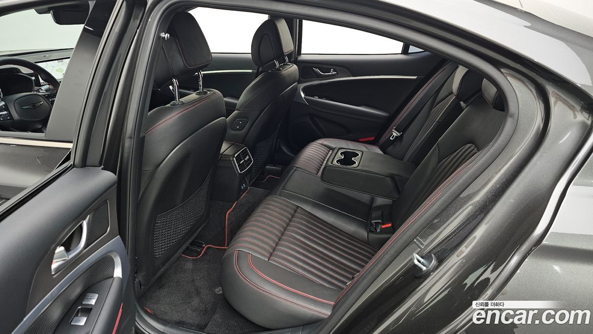 Genesis G70 2024