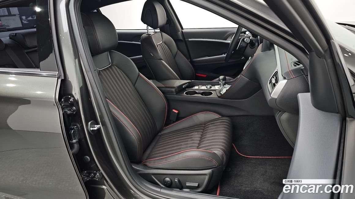 Genesis G70 2024
