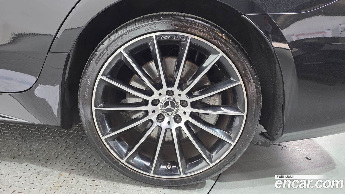 Mercedes-Benz CLS-Class 2021