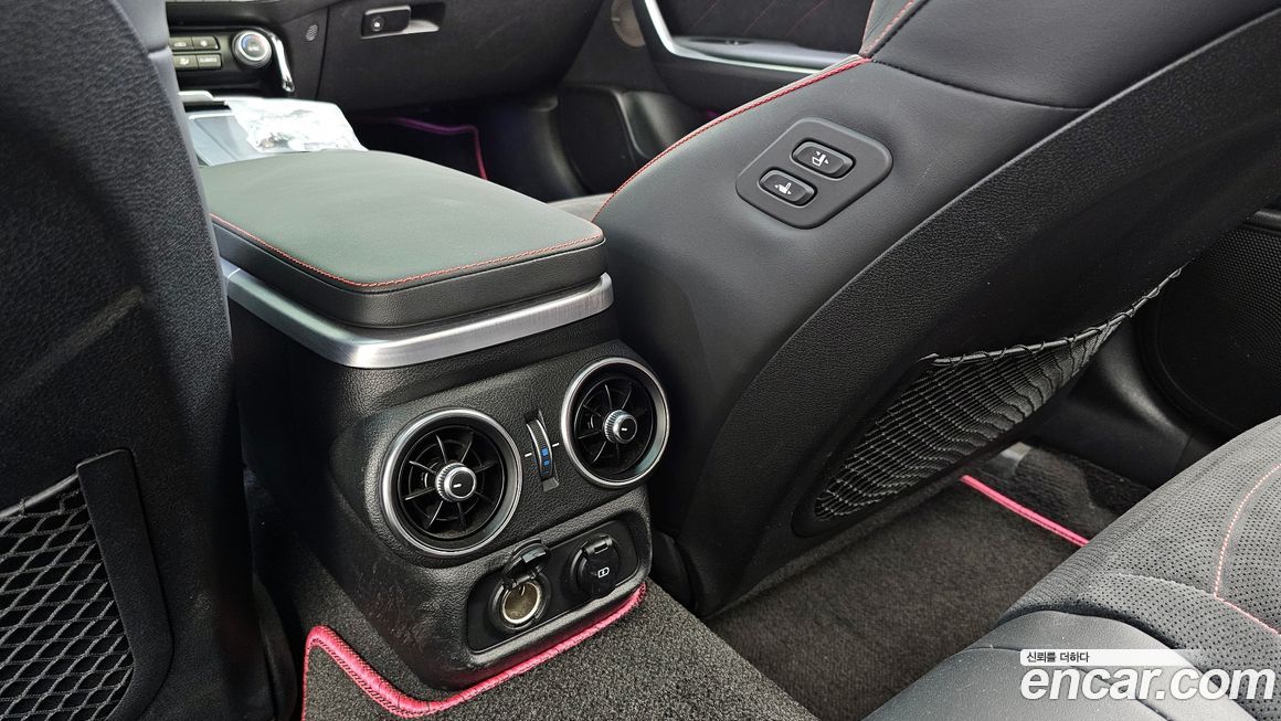 Kia Stinger 2023