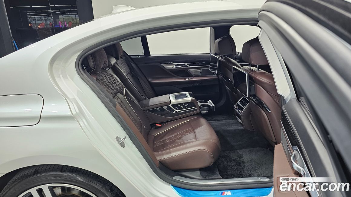 BMW 7-Series 2018