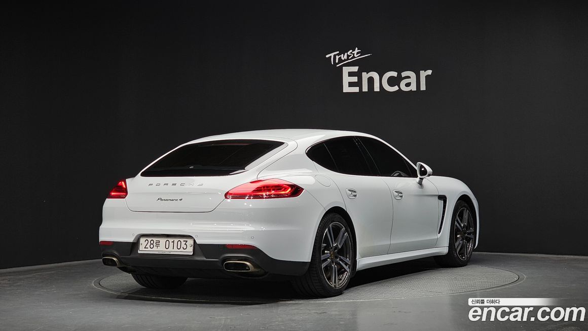 Porsche Panamera 2016