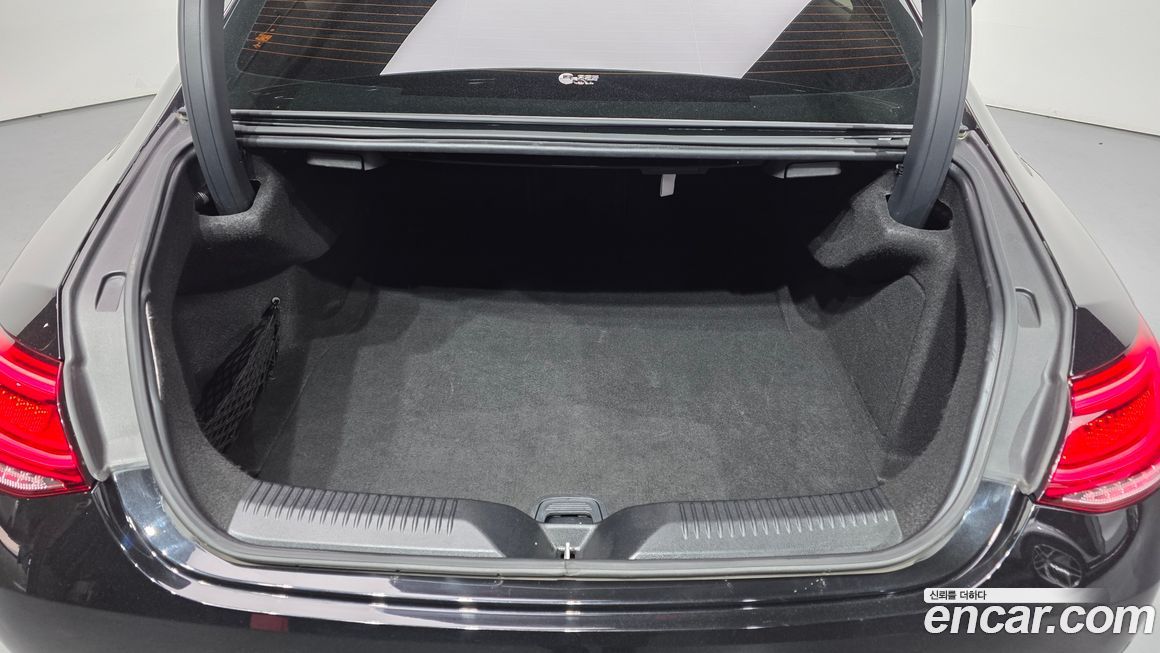 Mercedes-Benz CLS-Class 2021