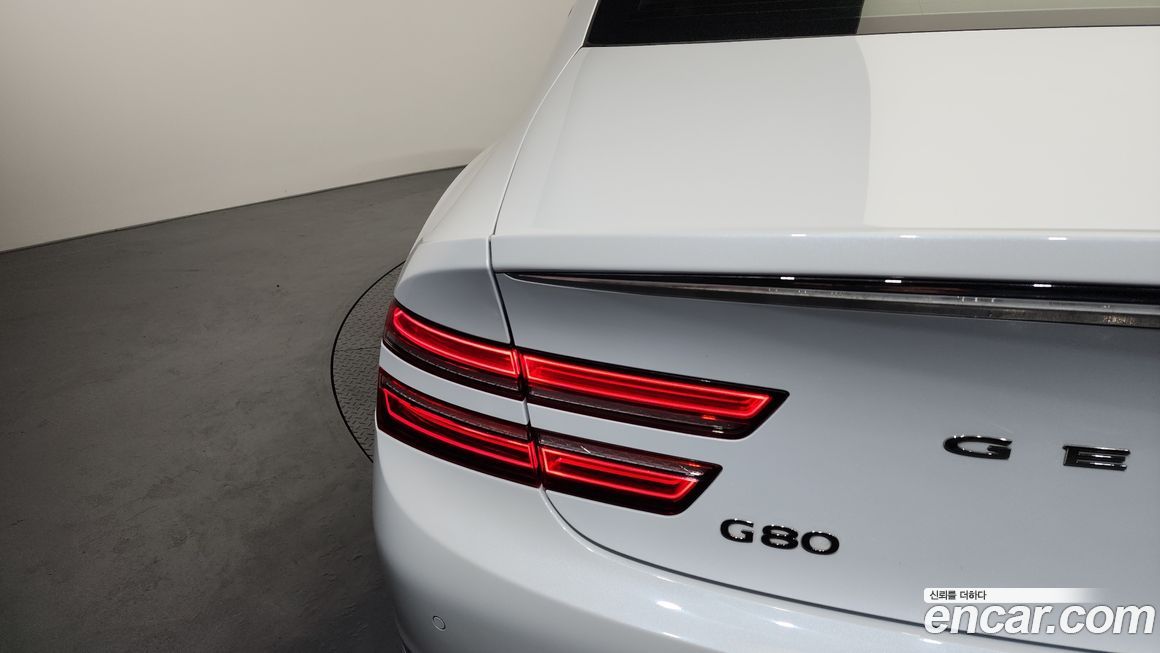 Genesis G80 2023